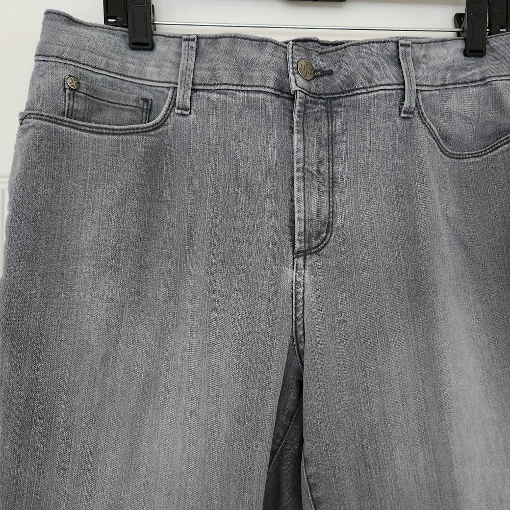NYDJ SAMANTHA SLIM Straight Leg Jeans Light Wash Gray Size 14 32" Inseam Pockets - Picture 3 of 10